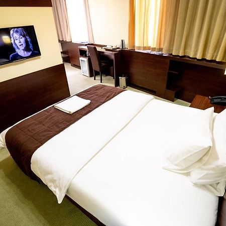 טוזלה Boutique Hotel Golden Star מראה חיצוני תמונה