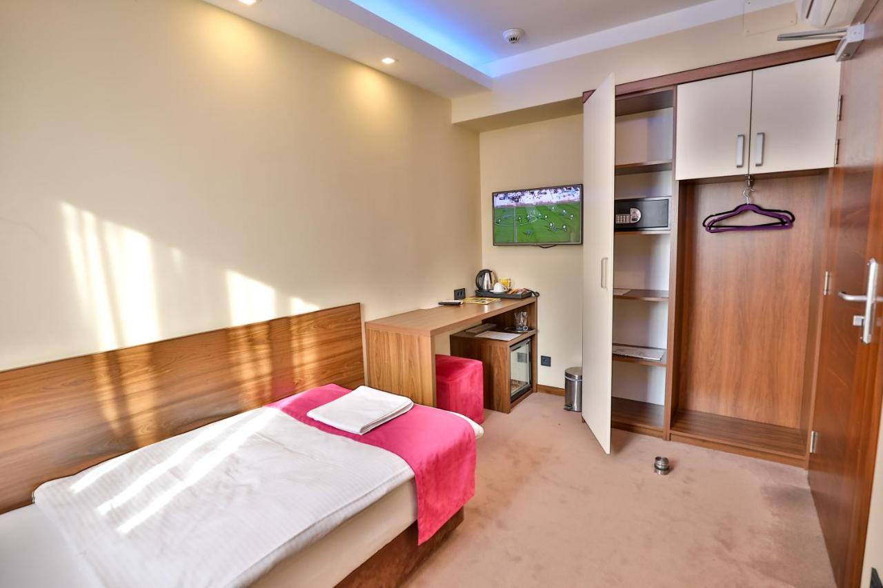 טוזלה Boutique Hotel Golden Star מראה חיצוני תמונה