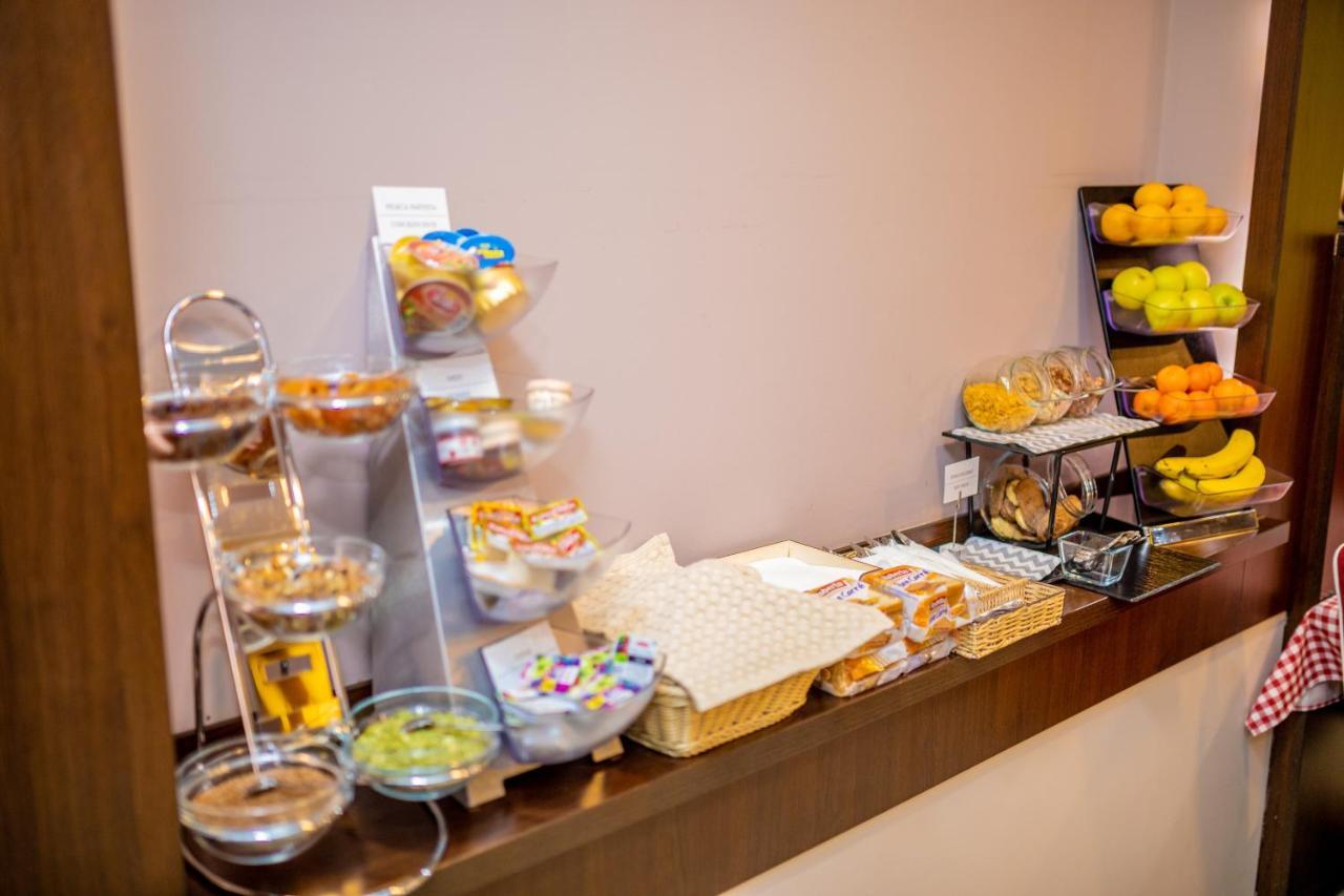 טוזלה Boutique Hotel Golden Star מראה חיצוני תמונה
