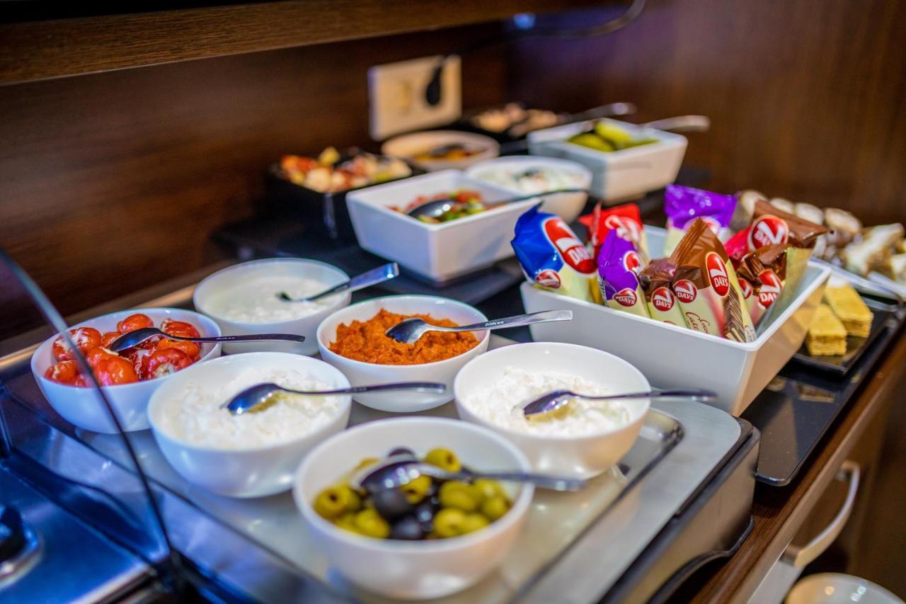 טוזלה Boutique Hotel Golden Star מראה חיצוני תמונה